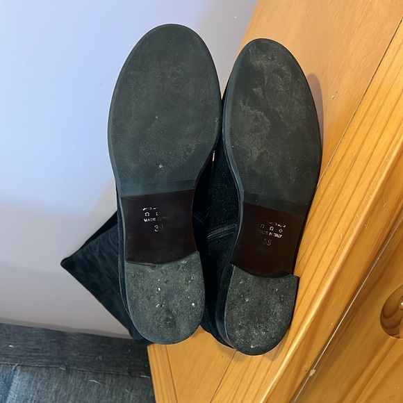 Suede black over-the-knee boots Size 39. Pull-on with stretch back. Used. - Picture 9 of 9